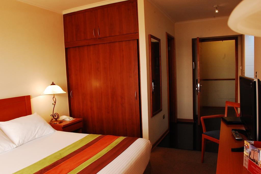 Hotel Florencia Suites & Apartments Антофагаста Номер фото